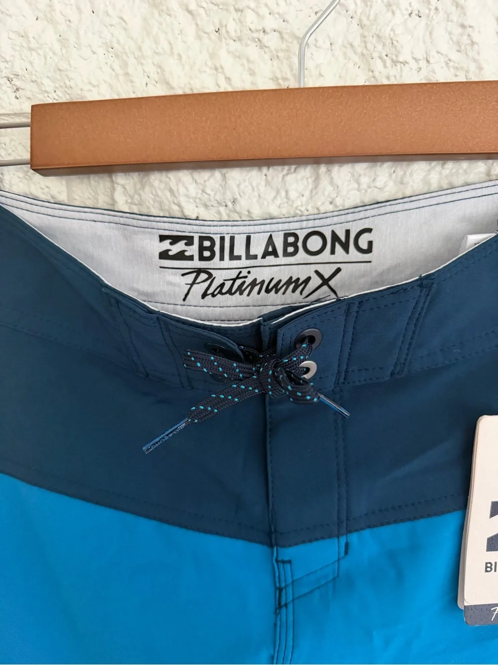 Billabong Boy’s Navy and Teal Colorblock Swim Board Shorts - 8/10